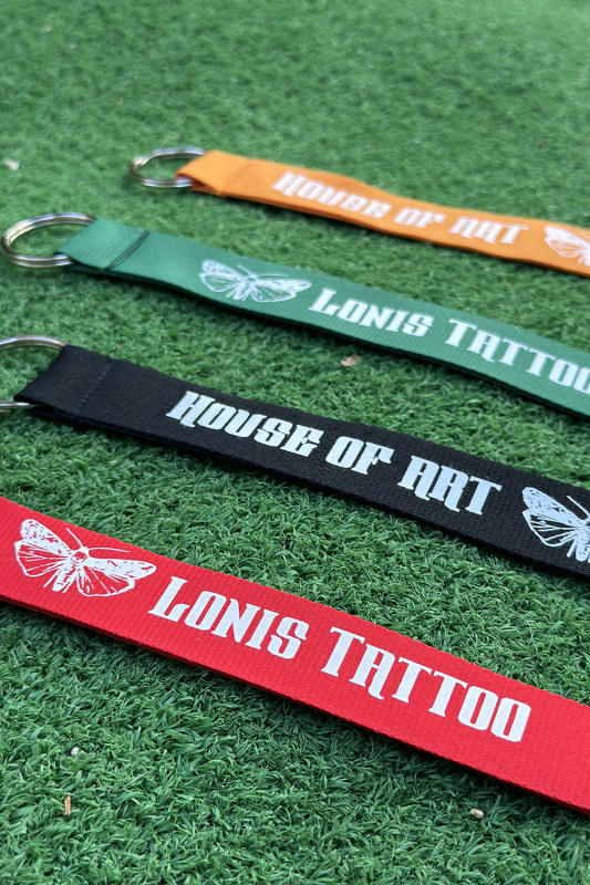 lonistattoo_red_lanyard3